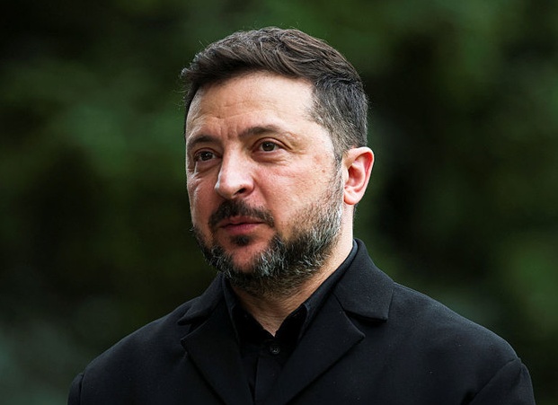Захарова заявила о попытках Зеленского казаться «центром мироздания» на G7