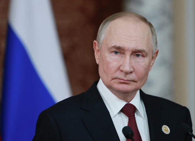 Путин заявил, что народ встречает День России с гордостью за свершения предков