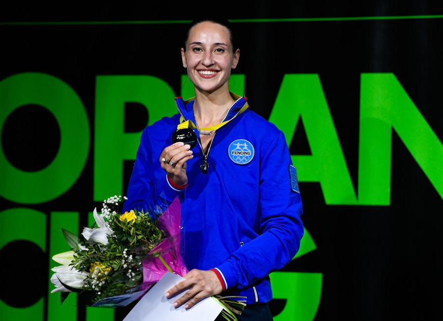 Егорян завоевала серебро чемпионата Европы по фехтованию